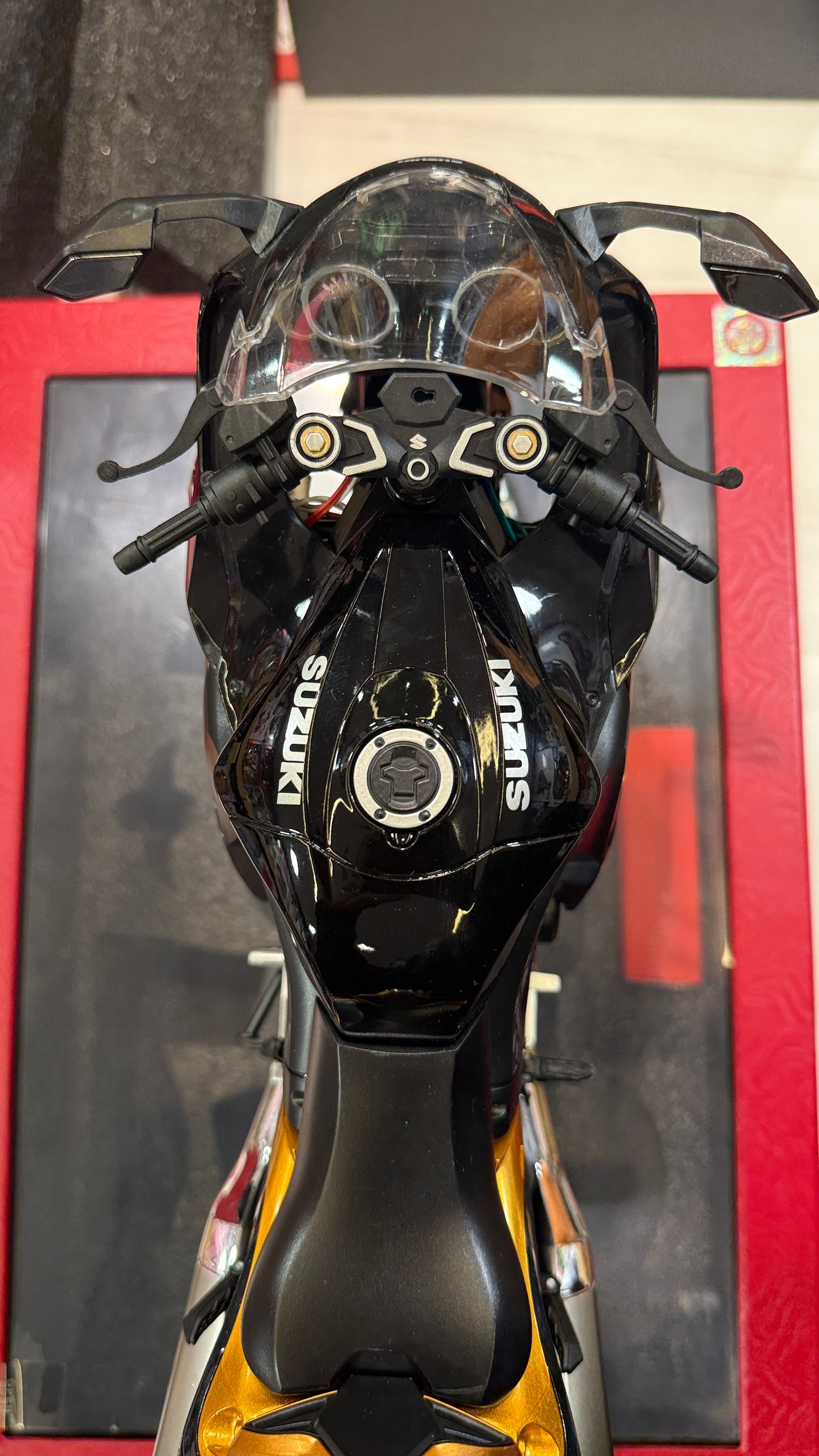 Hayabussa Bike Motor Cycle - with smoke and lights Tiny Figure Racing Sports Max Energy Power scale model 1:6 - smoke and real key - playmaster toys