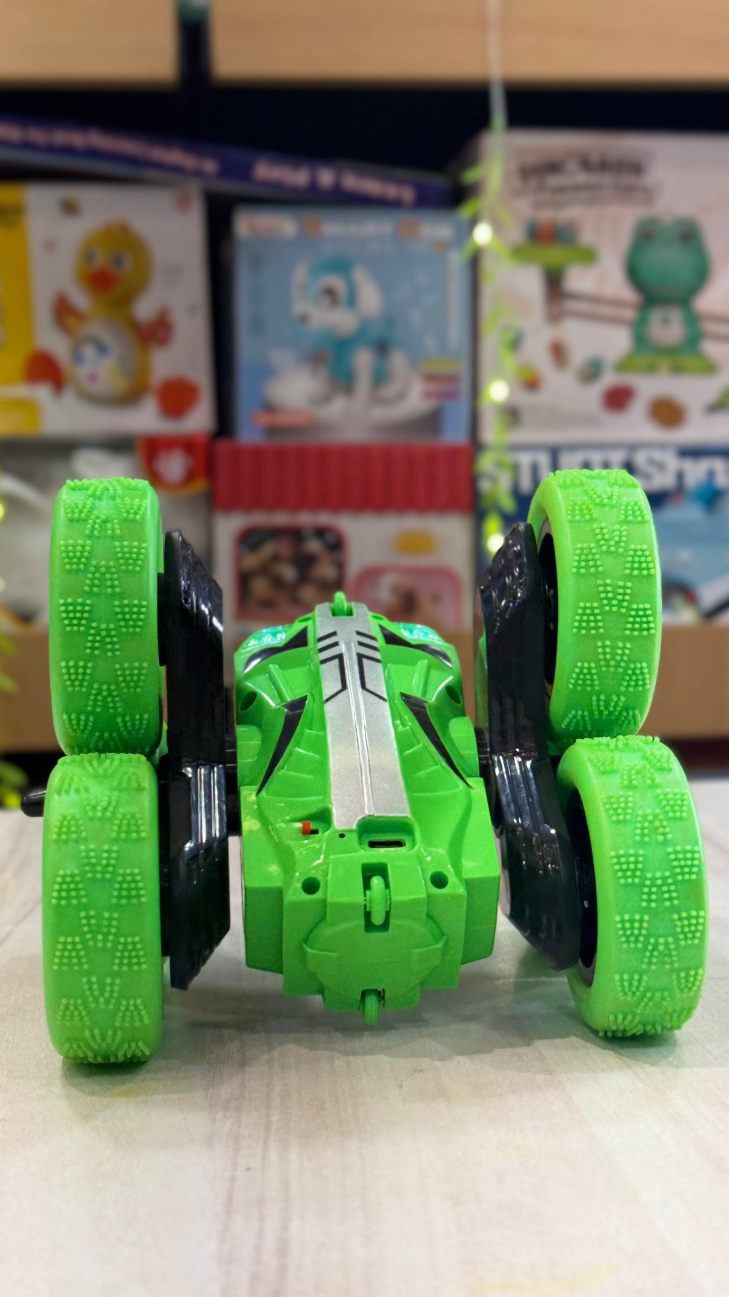 (Unbreakable ) Battery Operated Six Wheels Double Flip Stunt Toy Car