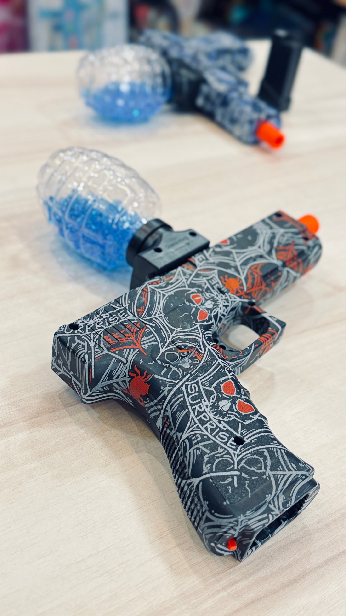 Glock pistol gun Full speed Automatic jelly blaster gun - + orbeezz Gun - rechargeable jelly shot gun - water bomb