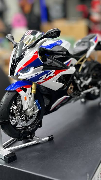 Bmw 1000 rr bike super Bike Motor Cycle - with smoke and lights Tiny Figure Racing Sports Max Energy Power