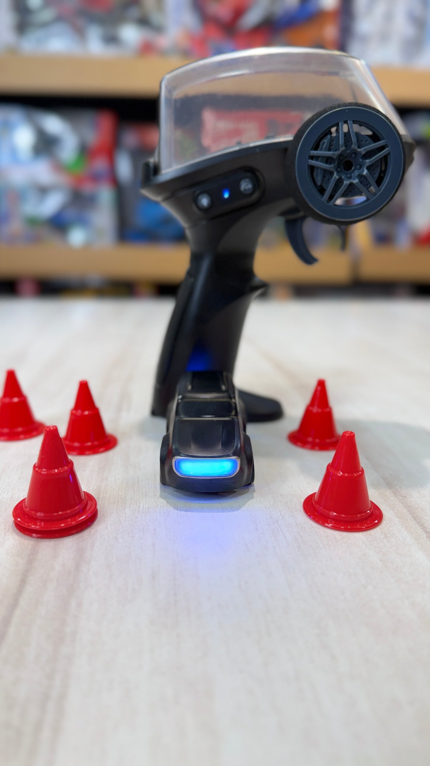 Minicar 4wd - rc car with high speed wheels and ctype charger - lights changing car