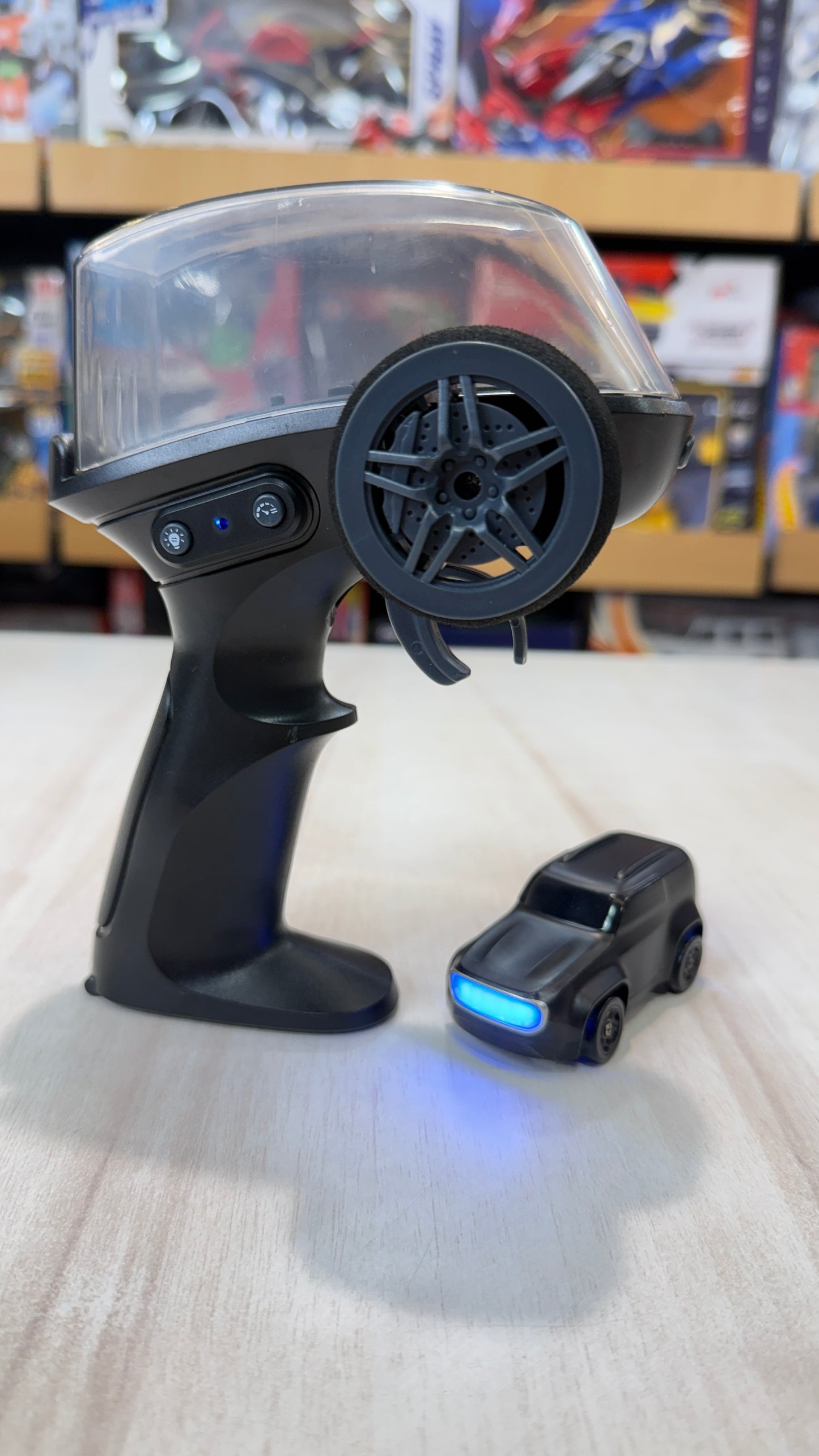 Minicar 4wd - rc car with high speed wheels and ctype charger - lights changing car