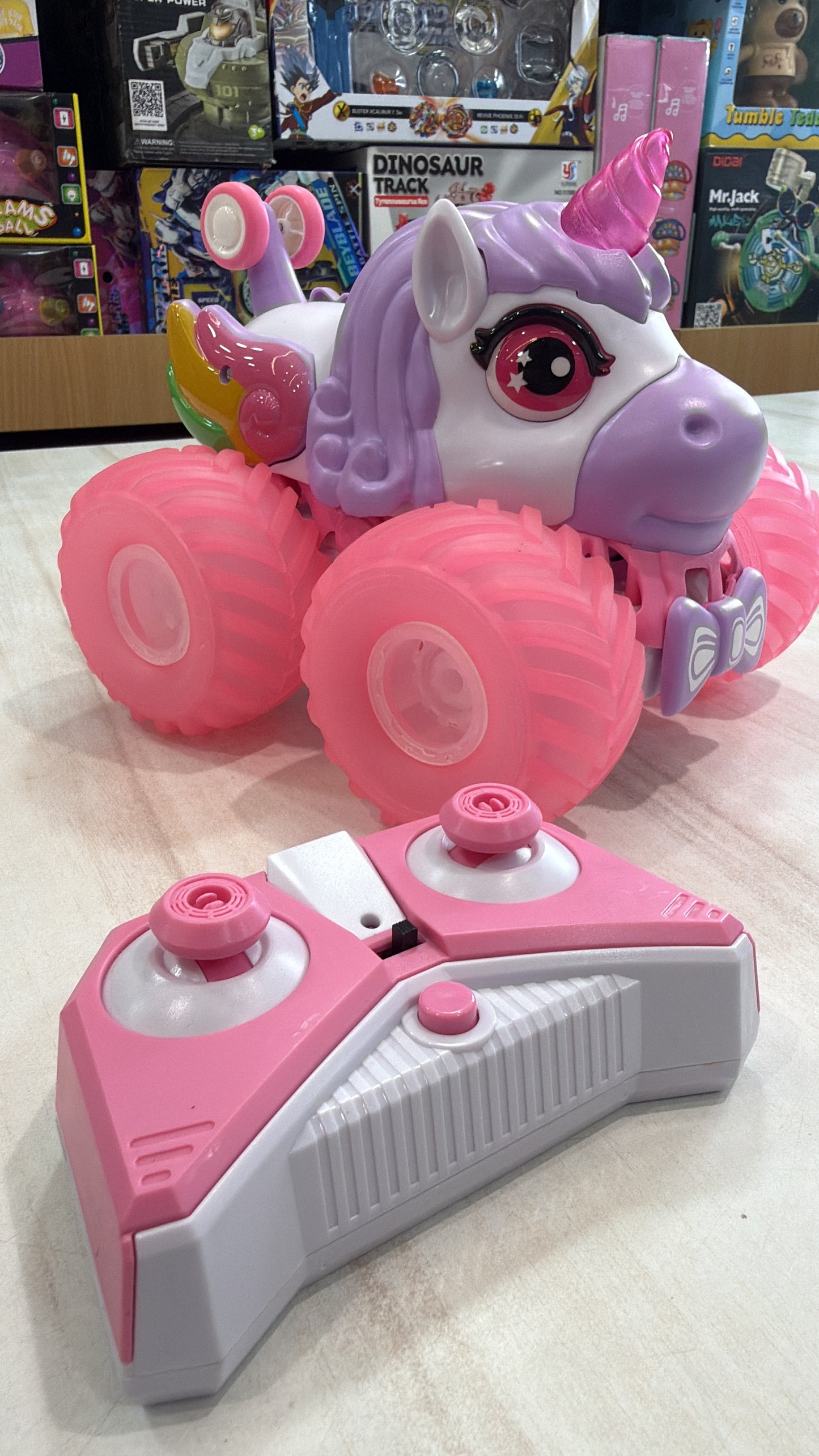 360° Rotating Unicorn Monster Truck, 4WD RC Stunt Cars with Light and Music, 2.4 GHz, Rechargeable, Various Terrain Truck, Unicorn Toys, Christmas, Birthday Gift Age 3-10