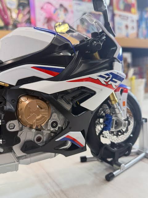 Bmw 1000 rr bike super Bike Motor Cycle - with smoke and lights Tiny Figure Racing Sports Max Energy Power