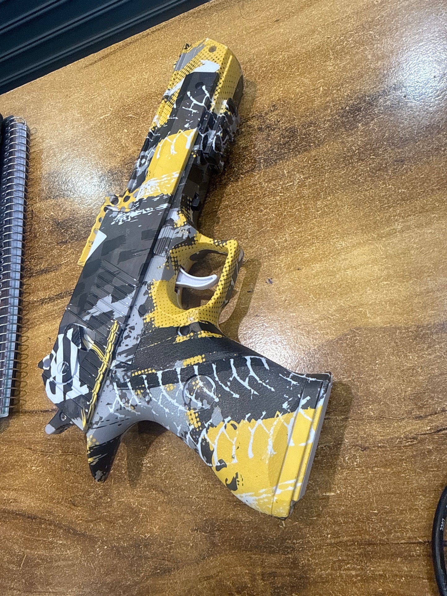 Vibration Glock pistol gun Full speed Automatic jelly blaster gun - + orbeezz Gun - rechargeable jelly shot gun - water bomb