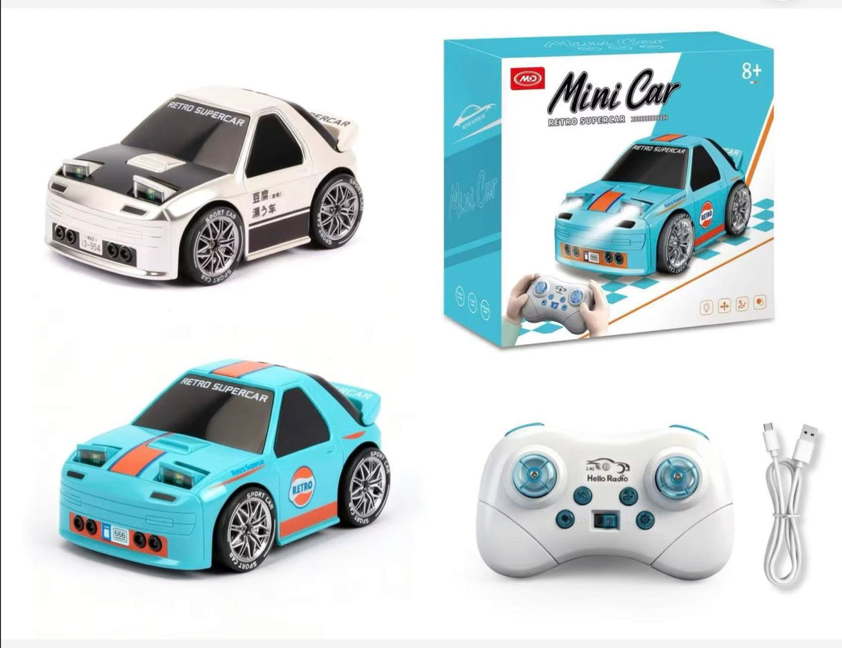 2.4G Remote Control 1:32 Mini Cute Drift Car with Car Headlights 4WD High Speed USB Rechargeable Stunt Toy Vehicle for Kids