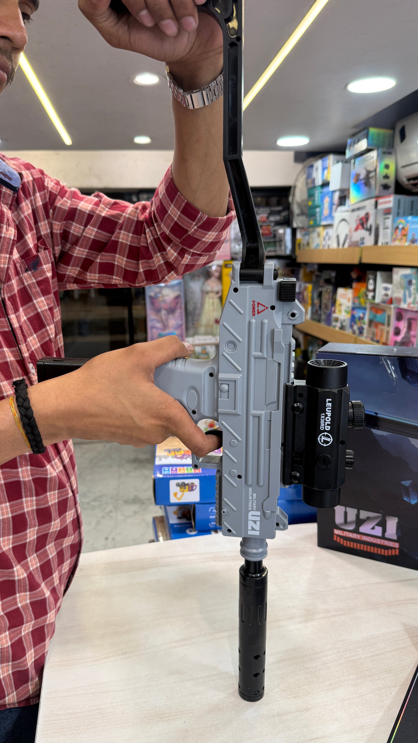 BIG SIZE UZI  gun Full speed Automatic jelly blaster gun + orbeezz Gun - rechargeable jelly shot gun - water bomb