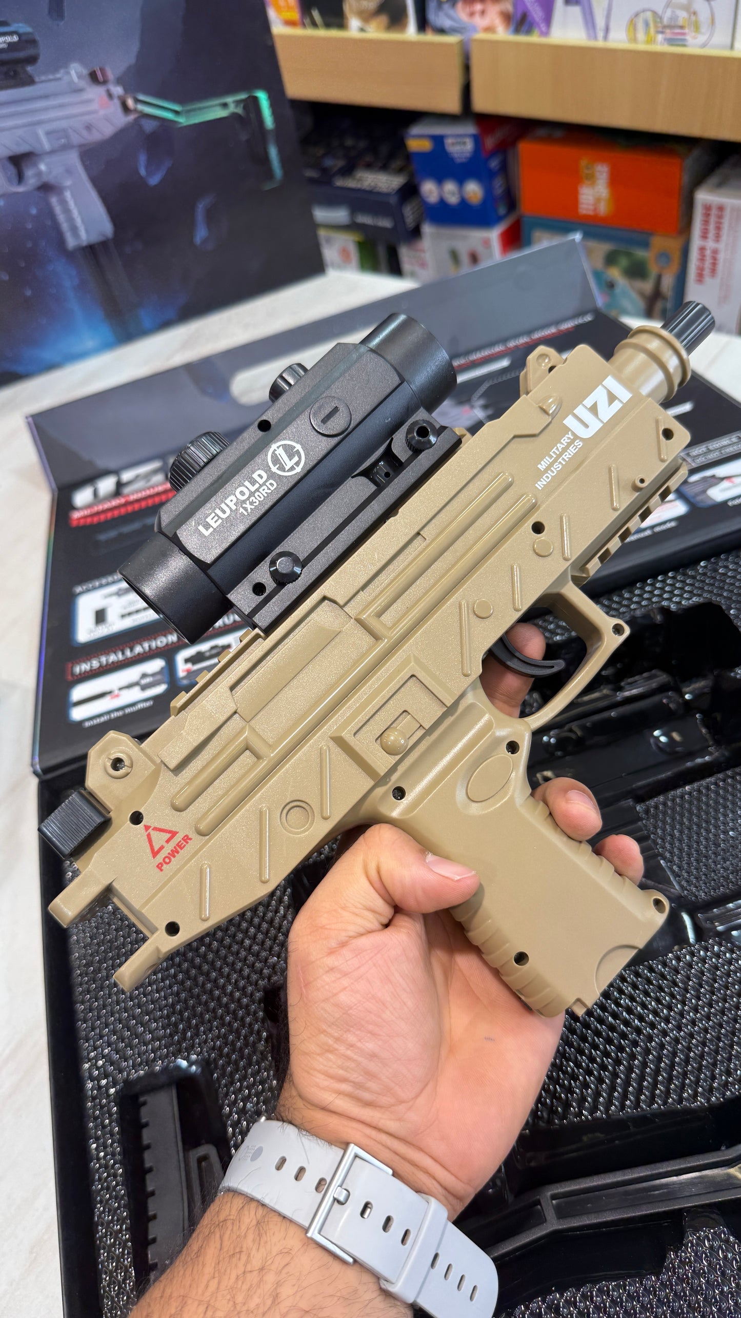 BIG SIZE UZI  gun Full speed Automatic jelly blaster gun + orbeezz Gun - rechargeable jelly shot gun - water bomb