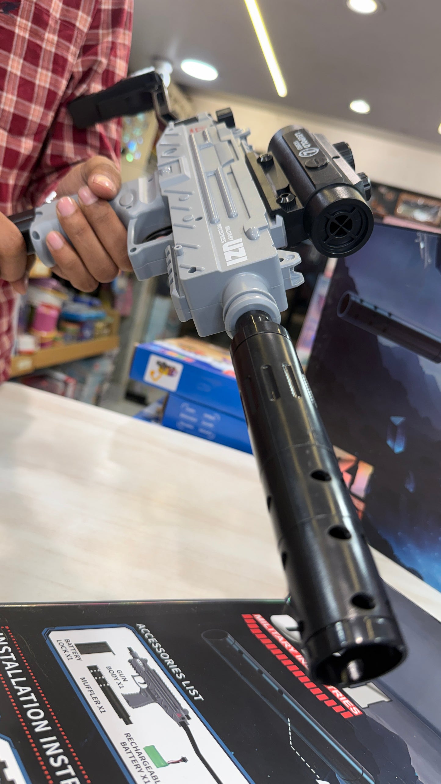 BIG SIZE UZI  gun Full speed Automatic jelly blaster gun + orbeezz Gun - rechargeable jelly shot gun - water bomb