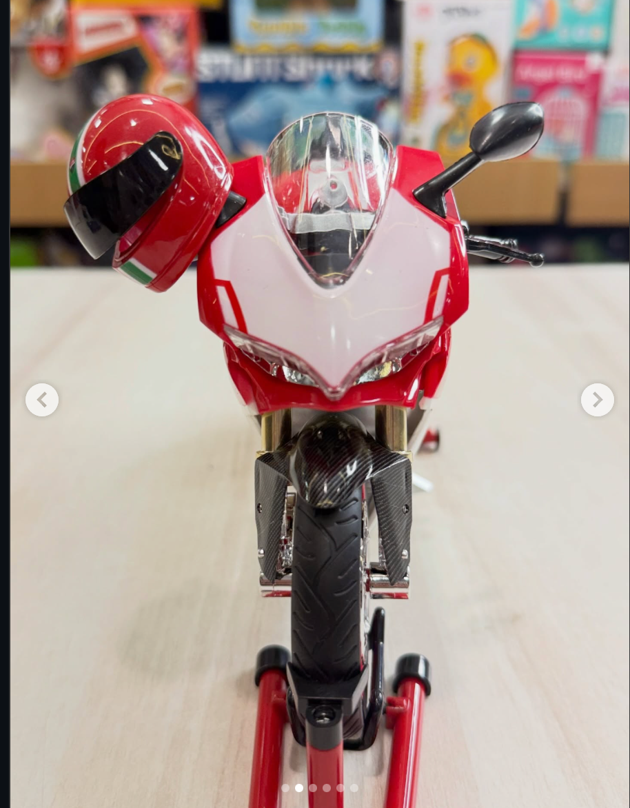 Ducati bike with real smoke and lights-charger - REAL ACCELERATOR AND REAL BIKE KEY