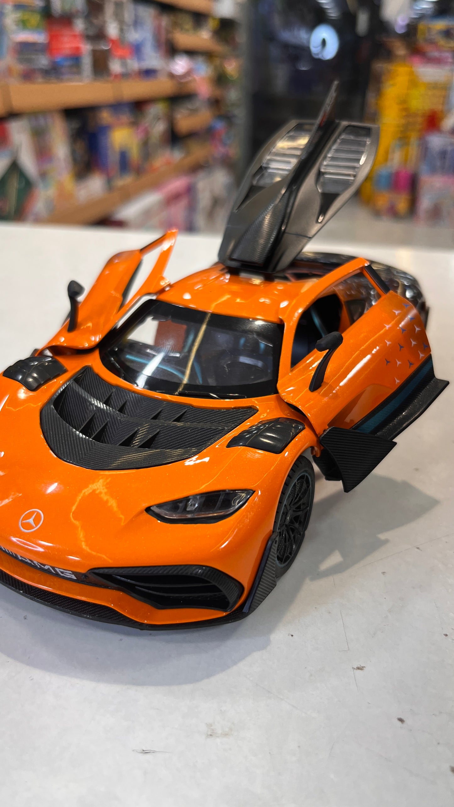 Diecast Metal mercedes benz AMG One Pullback Toy Car scale model 1:24 for Kids